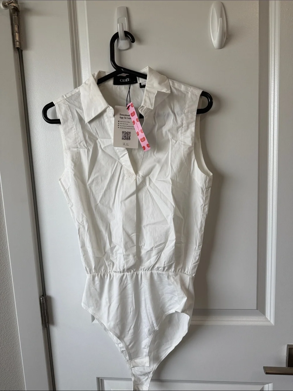 Cider White Sleeveless Collared Bodysuit - Picture 1 of 3